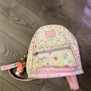 Sanrio Loungefly Women’s Cream and Pink Small Backpack